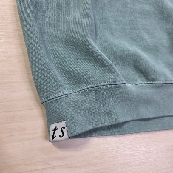 Taylor Swift Tour You Heard The Rumors From Inez Sweatshirt Green Size Small - Picture 7 of 7